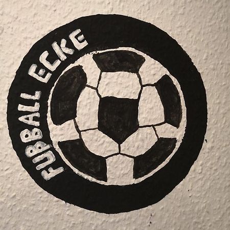 Fussball Ecke Niederneuendorf Exterior foto
