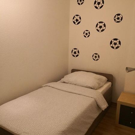 Fussball Ecke Niederneuendorf Habitación foto